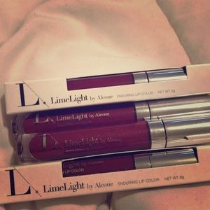 LimelightByAlcone Enduring Lip Color